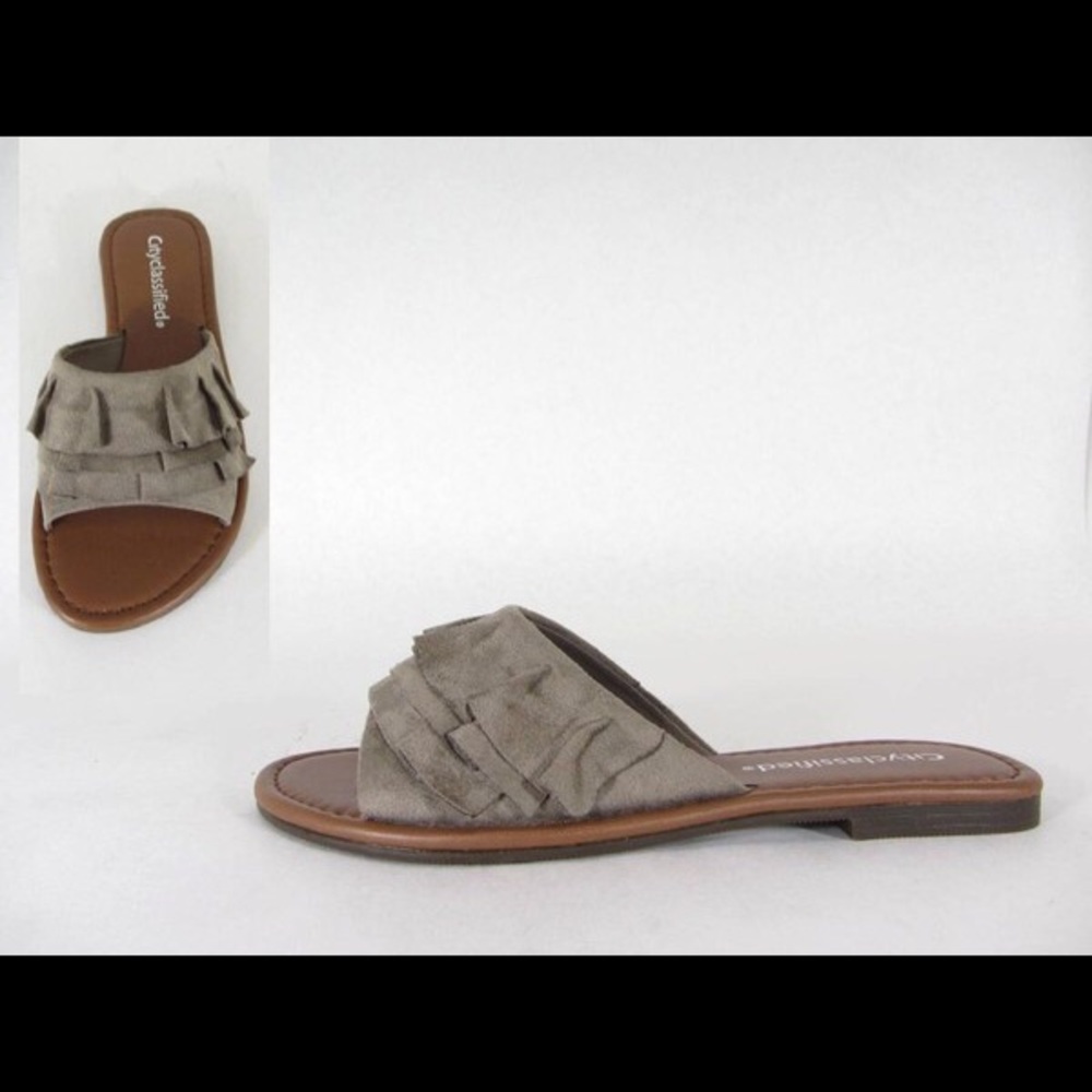 NEW Clay Ruffle Sandal Slides